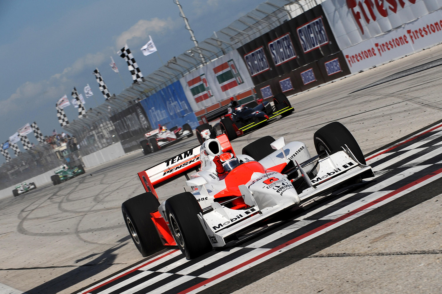 En 2009, Ryan Briscoe se vengó de la derrota de 2005 y se quedó con el triunfo, en un año en el que peleó por el título con Penske (FOTO: Archivo)