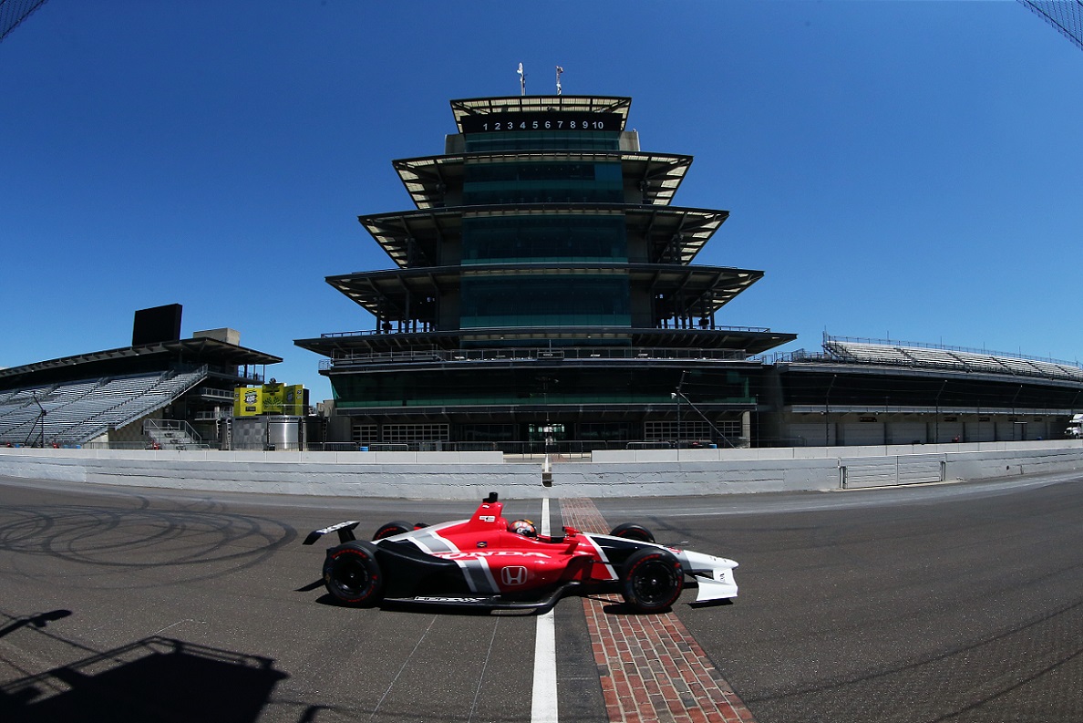 Servia (FOTO: Chris Jones/INDYCAR)