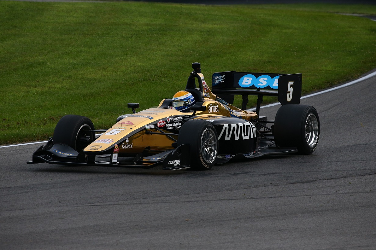 Urrutia (FOTO: Bret Kelley/IMS Photo/Road to Indy)