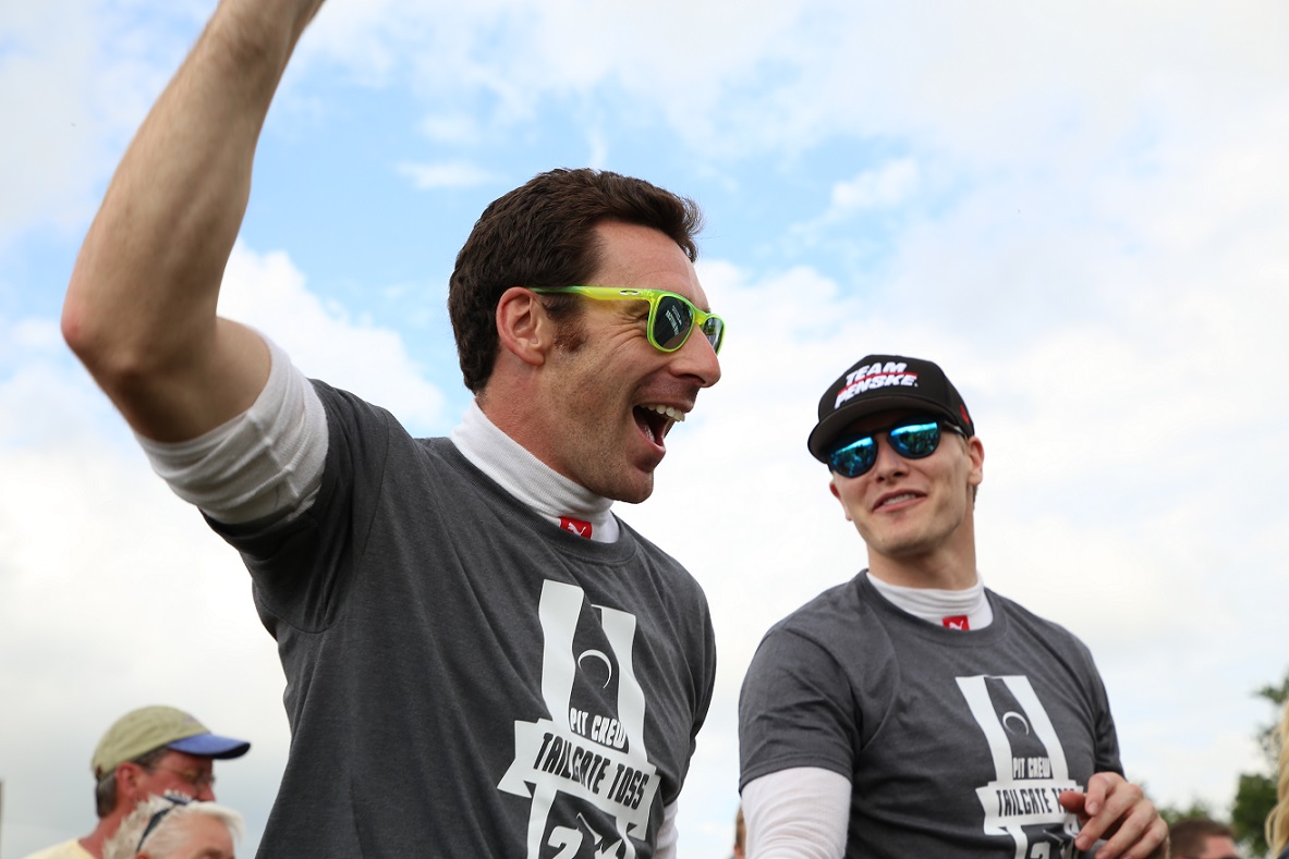 Pagenaud y Newgarden (FOTO: INDYCAR)