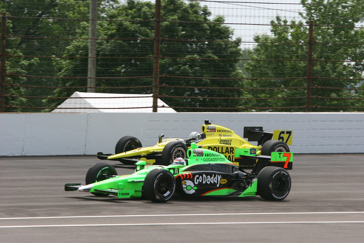 Patrick y Carpenter en la Indy 500 de 2011, cuando manejaban para Andretti Autosport y Sarah Fisher Racing, respectivamente (FOTO: IMS Photo)