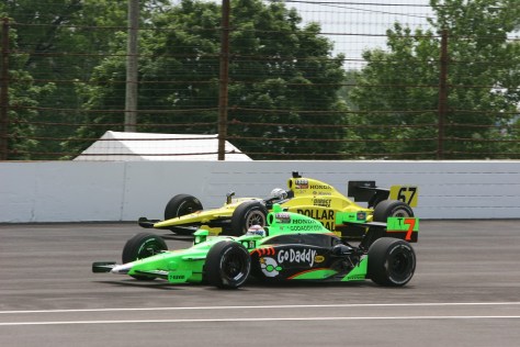 Patrick y Carpenter en la Indy 500 de 2011, cuando manejaban para Andretti Autosport y Sarah Fisher Racing, respectivamente (FOTO: IMS Photo)