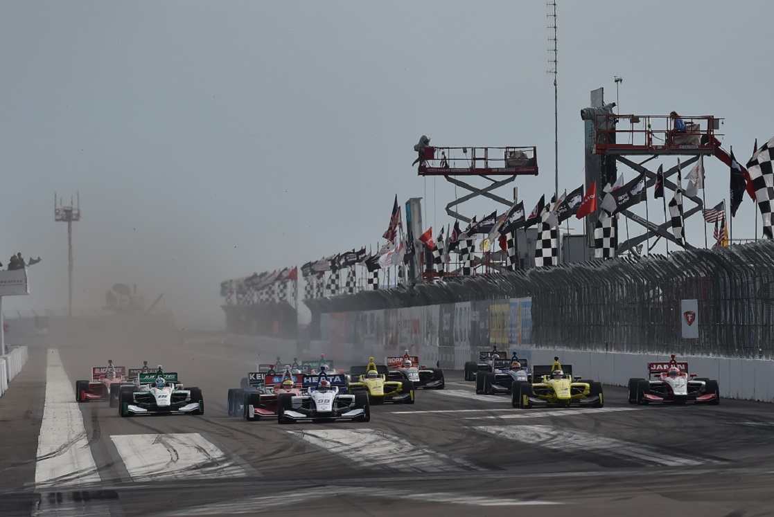 Lights (FOTO: Chris Owens/IMS Photography, LLC)