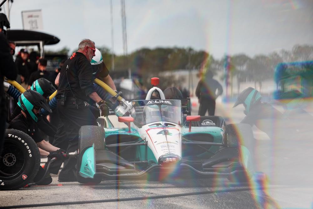 Dalton Kellett (No. 4 Chevrolet de AJ Foyt Racing) durante el Día 2 de pretemporada 2022 de IndyCar en Sebring (FOTO: Penske Entertainment/Chris Owens)