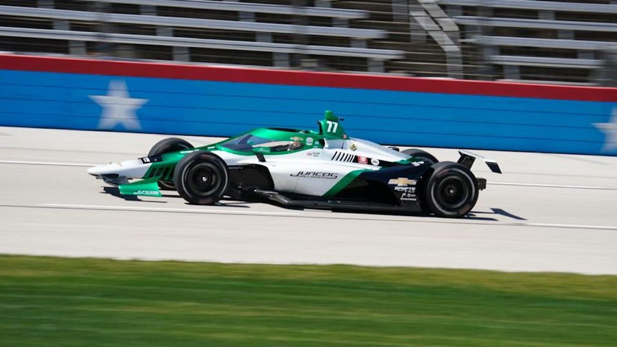 Ilott (FOTO: Patagonia Visual Solutions/Juncos Hollinger Racing)