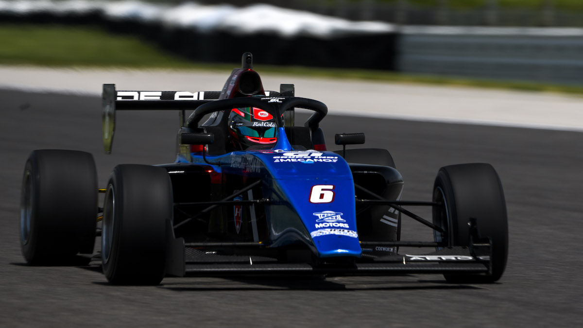 Salvador De Alba (FOTO: Gavin Baker Photography/Road to Indy)