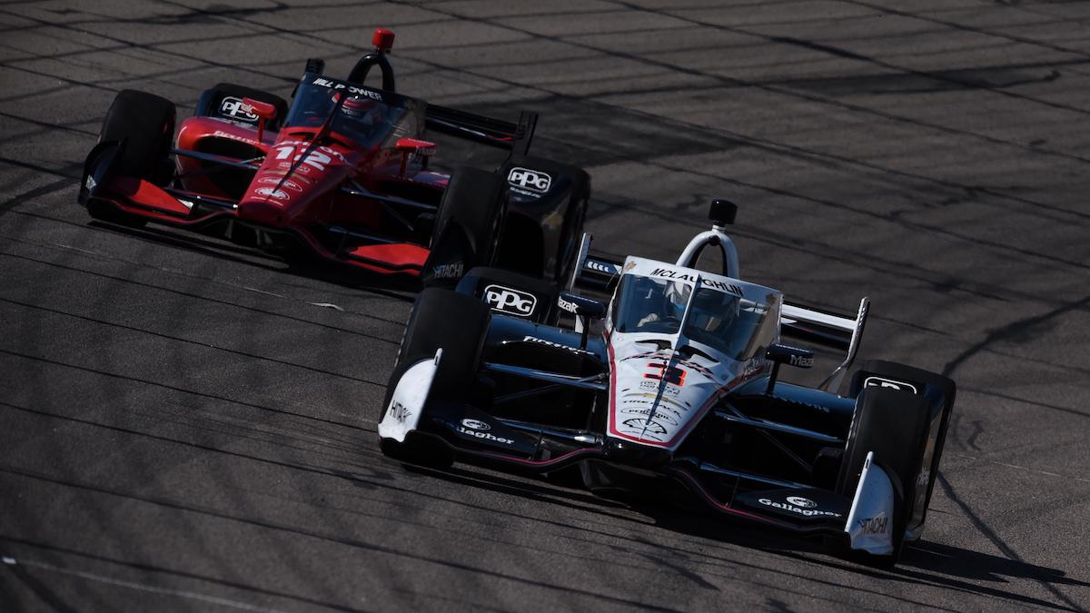 Scott McLaughlin y Will Power (Team Penske) en la prueba privada de IndyCar en Iowa Speedway (FOTO: Penske Entertainment)