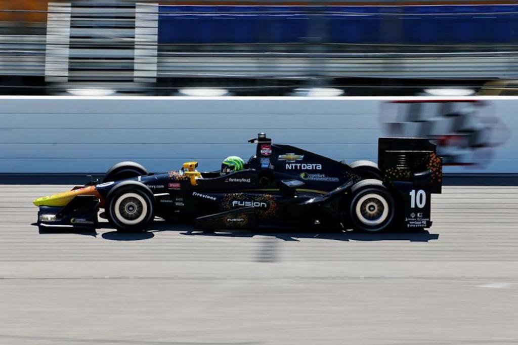 Iowa 2015: Fusion Energy Drink fue sponsor principal en el No. 10; aunque lideró 70 vueltas, abandonó por una falla mecánica (FOTO: Penske Entertainment)