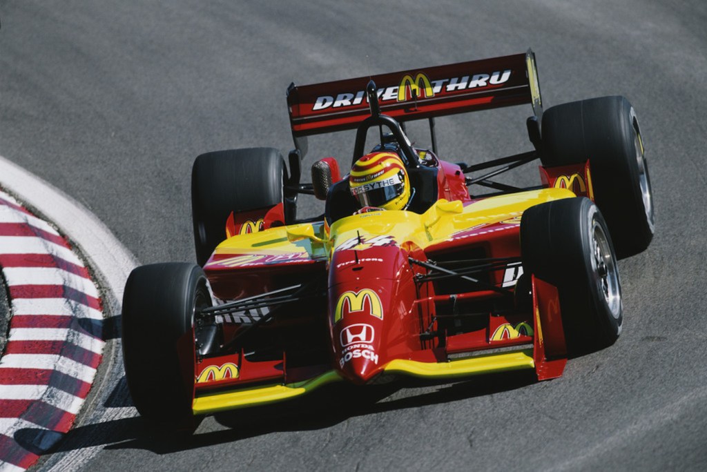 Para 1999, pasó a Forsythe Championship Racing, cuyo tercer auto tenía motor Honda, a diferencia de sus coequiperos Moore y Carpentier. En este año obtuvo su primera victoria, en la US 500 en Michigan (FOTO: Allsport USA)