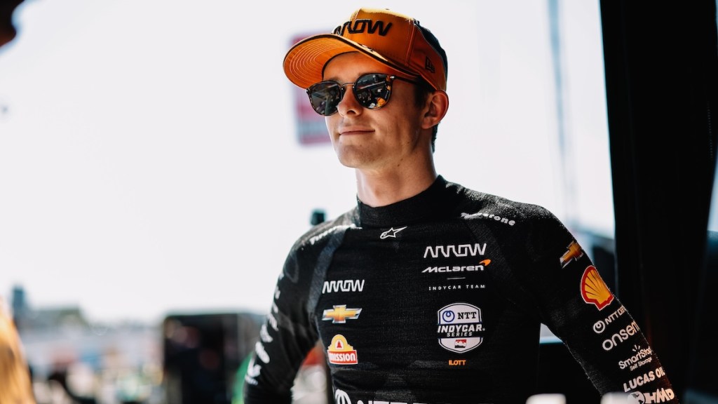 Callum Ilott también correrá en Thermal Club (FOTO: Joe Skibinski/Penske Entertainment)