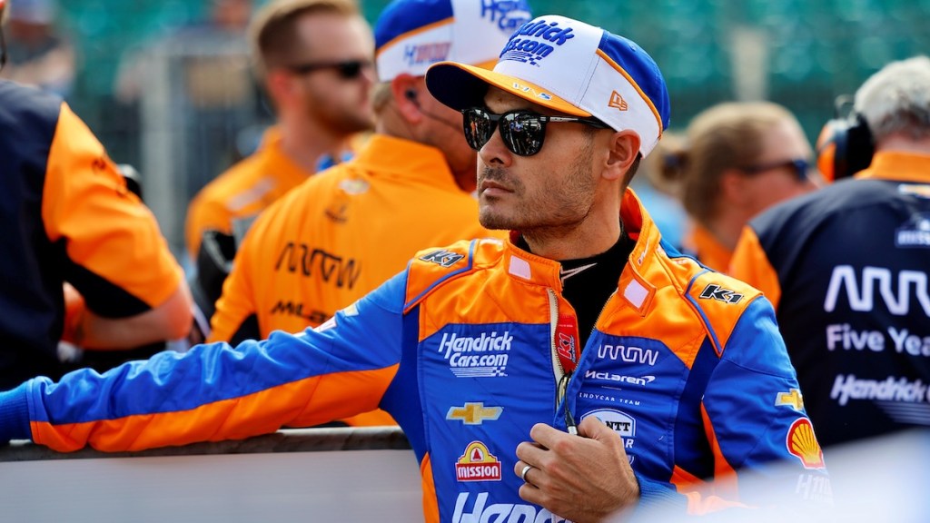 Kyle Larson buscará la pole en Indy 500, pero su agenda dominical se llena (FOTO: Penske Entertainment)