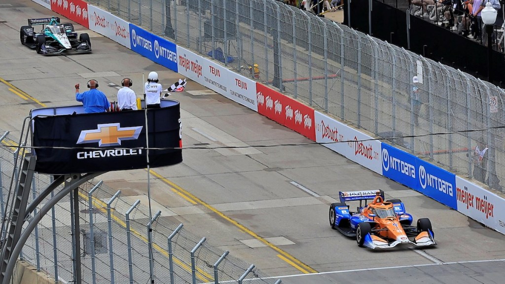 Scott Dixon lo vuelve a hacer: ahorra y gana GP de Detroit 2024 (FOTO: Penske Entertainment)