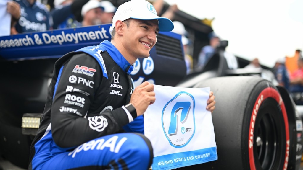 Alex Palou sigue imparable, gana la pole en Mid-Ohio (FOTO: James Black/IMS Photo)