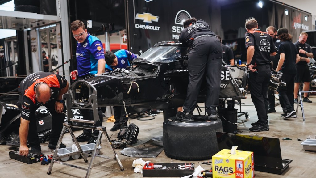 Santino Ferrucci sufre accidente en warmup y se pierde carrera de IndyCar en Toronto (FOTO: IMS Photo)